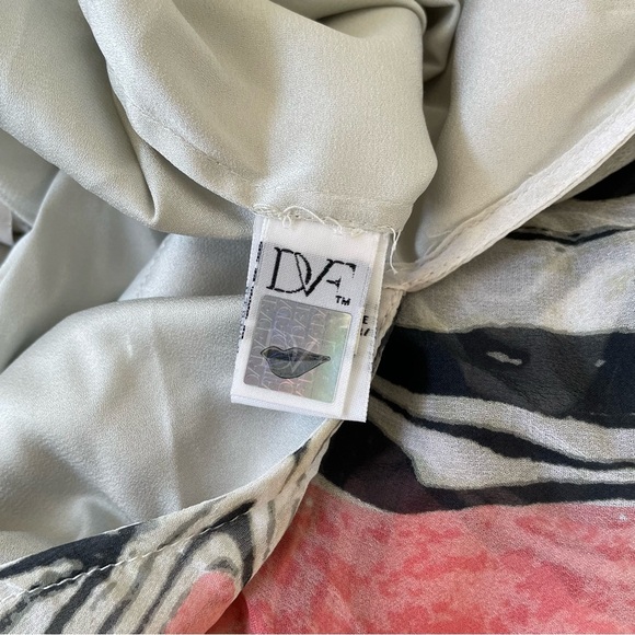 Diane Von Furstenberg Fleurette Flowy V Neck 100% Silk Spring Marble Dress 8 - Picture 8 of 9